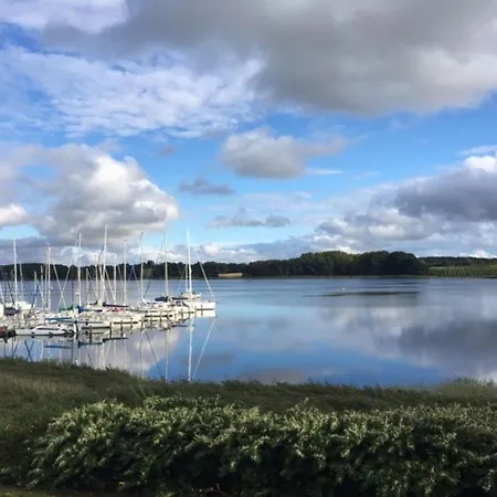 Fjordblick 度假居 *